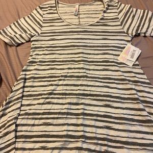 Lularoe perfect T